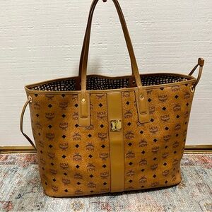 MCM LIZ TOTE Large